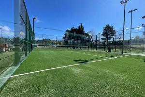 Una Outdoor Europa en color verde amplía la presencia de Serena Pádel en Italia